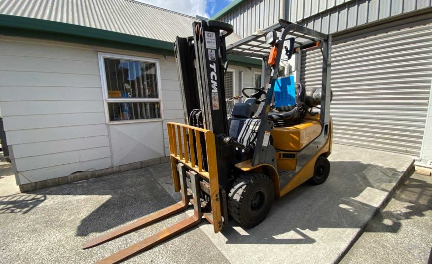 TCM FG18T19 Pre-Owned Used Forklift Side View