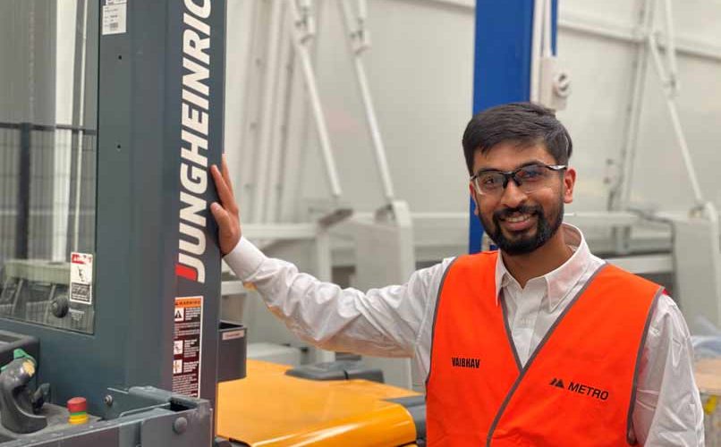 Vaibhav Garg, Reliability Engineer at Metro Performance Glass with Jungheinrich EKS 208 Order Picking machine